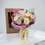 Prémiová kytice v krabičce – EVERGIVE – A Lasting Gesture – Pearl Royal