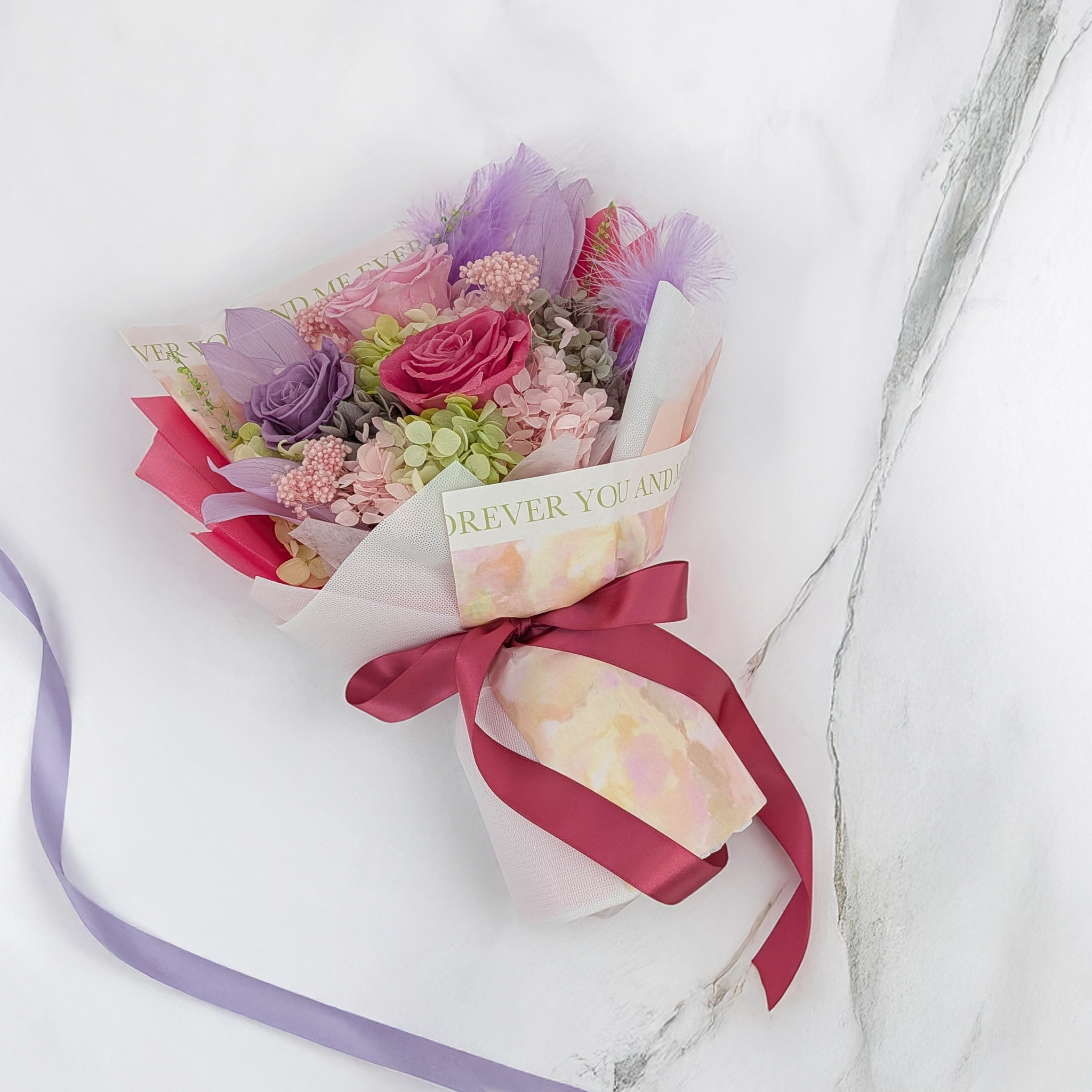 Prémiová kytice v krabičce - EVERGIVE – A Lasting Gesture – Garden Charm