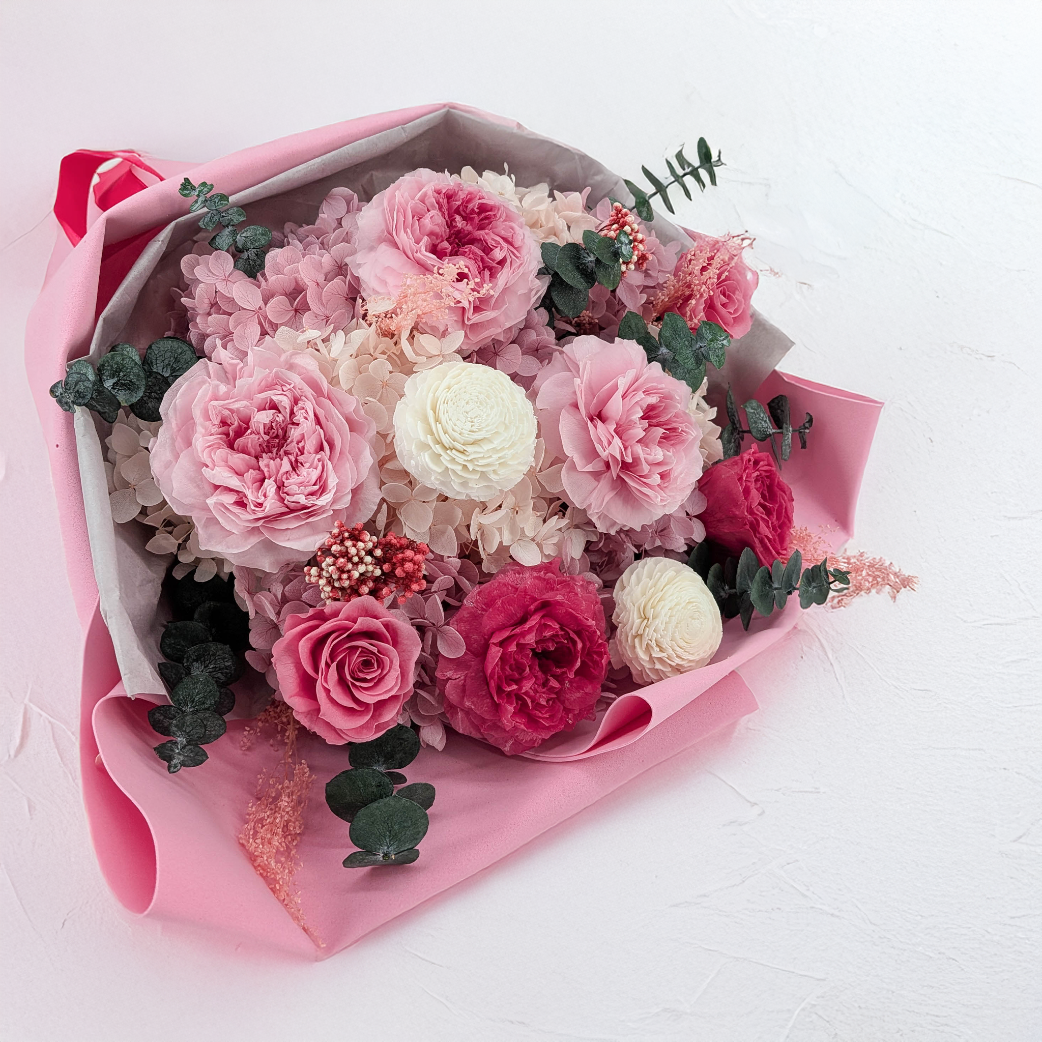 Prémiová kytice v krabičce – EVERGIVE – A Lasting Gesture – Garden Majesty
