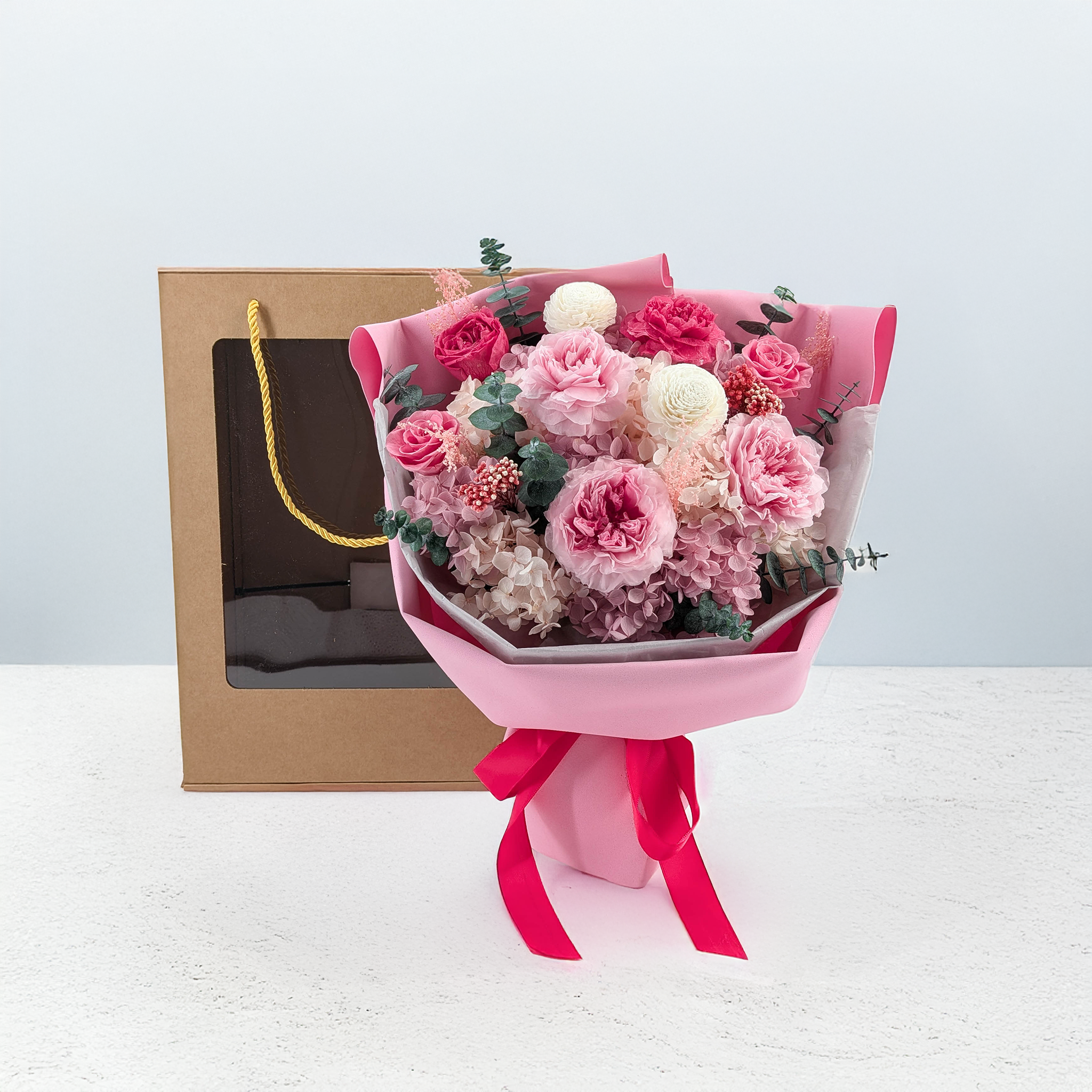 Prémiová kytice v krabičce – EVERGIVE – A Lasting Gesture – Garden Majesty