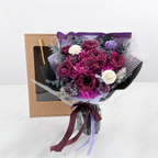 Prémiová kytice v krabičce - EVERGIVE – A Lasting Gesture – Mystelle Royal
