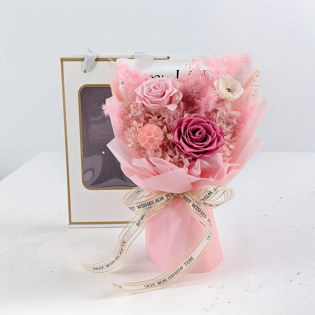 Prémiová kytice v krabici - EVERGIVE – A Lasting Gesture – Rose Grace