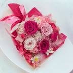 Prémiová kytice v krabici - EVERGIVE – A Lasting Gesture – Pink Desire