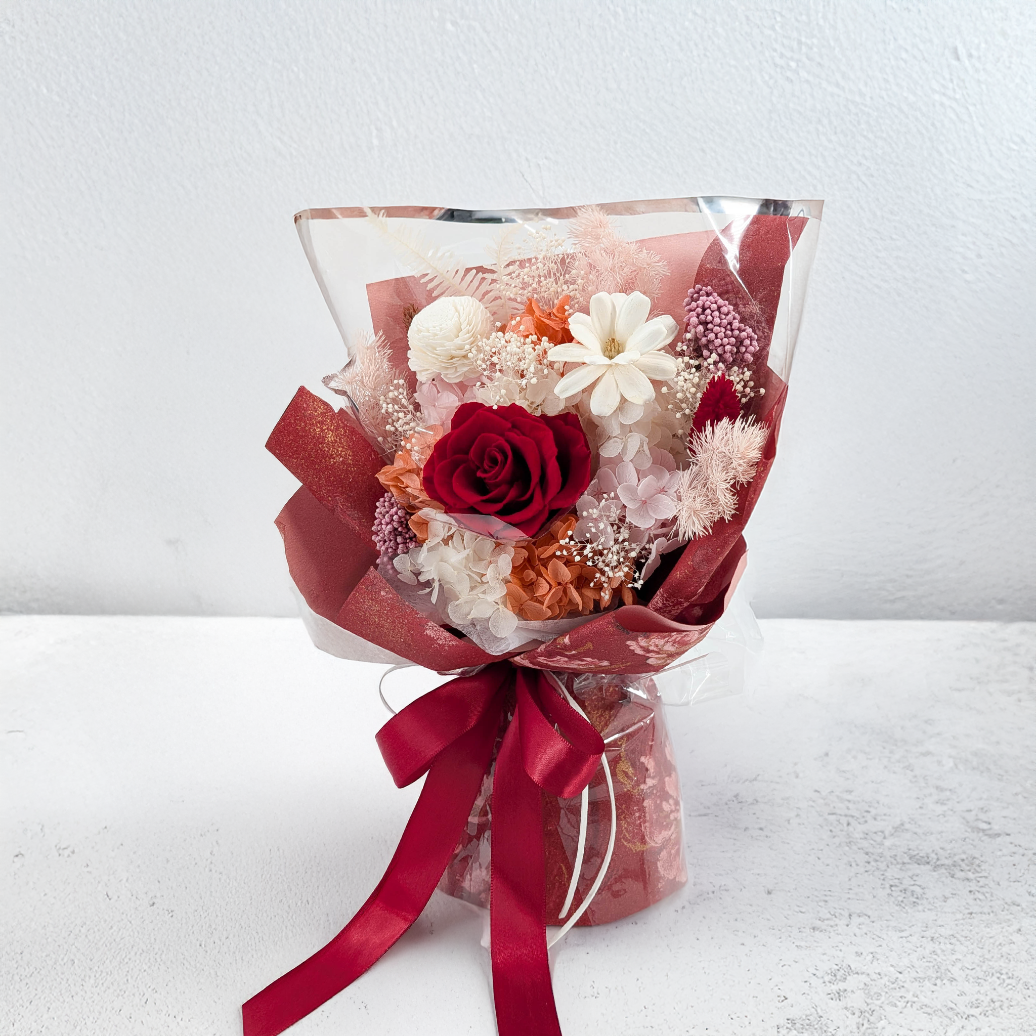 Prémiová kytice v krabičce – EVERGIVE – A Lasting Gesture – Red Blush