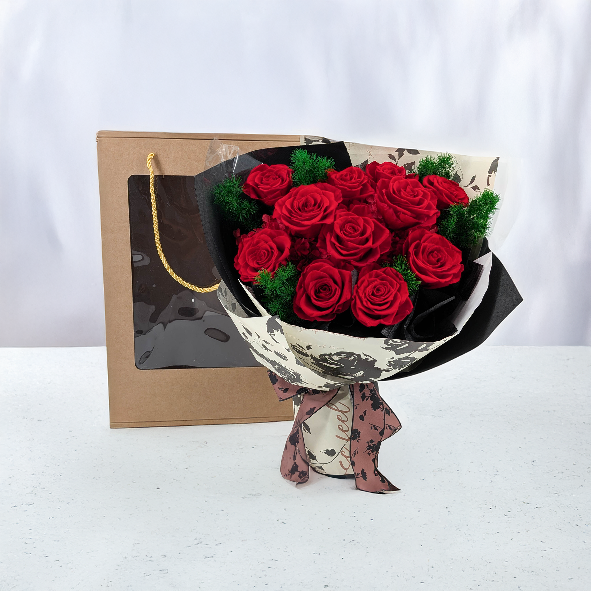 Prémiová kytice v krabičce - EVERGIVE – A Lasting Gesture – Ruby Devotion