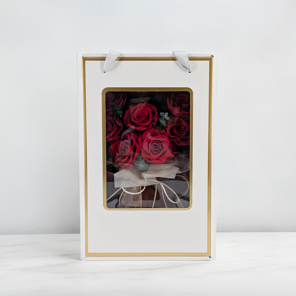 Prémiová kytice v krabičce - EVERGIVE – A Lasting Gesture – Ruby Tenderness