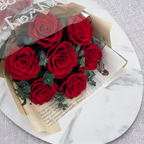 Prémiová kytice v krabičce - EVERGIVE – A Lasting Gesture – Ruby Timeless