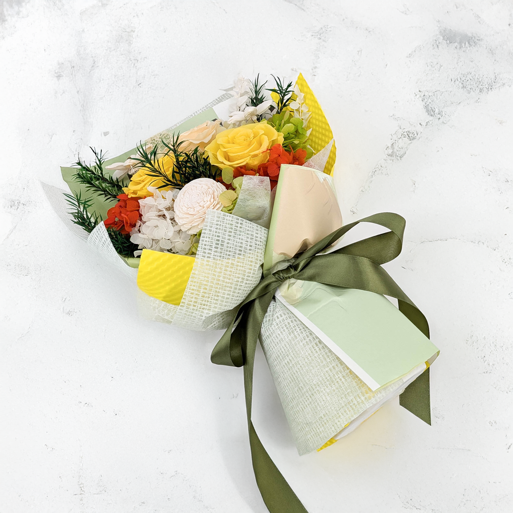 Prémiová kytice v krabičce - EVERGIVE – A Lasting Gesture – Sunny Charm