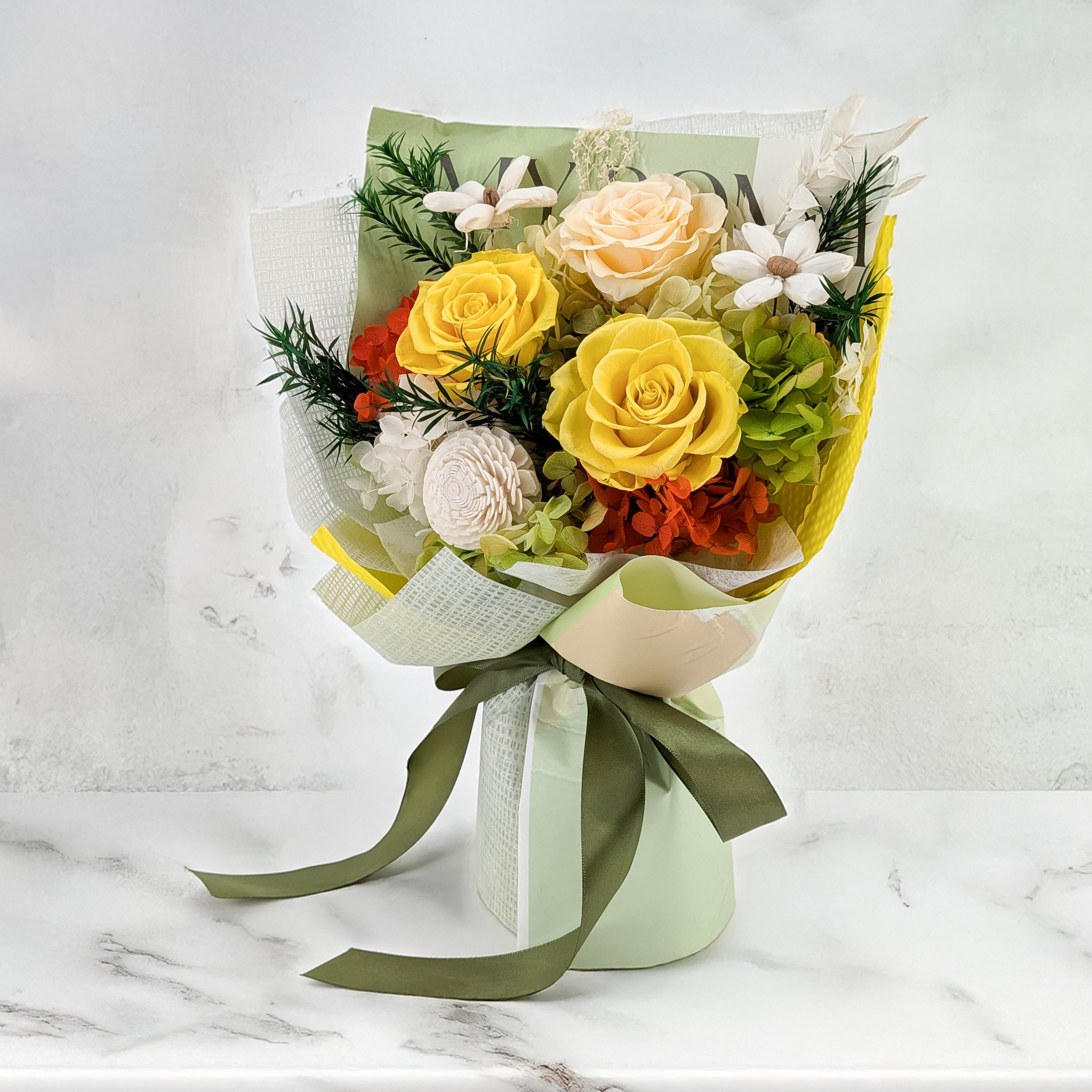 Prémiová kytice v krabičce - EVERGIVE – A Lasting Gesture – Sunny Charm